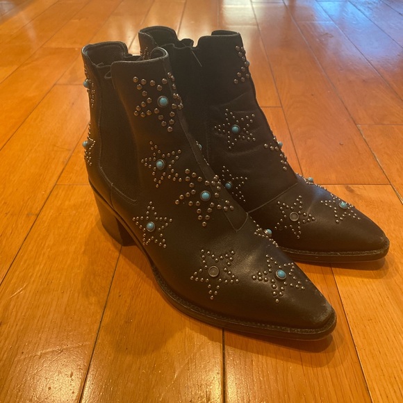 Valentino Garavani Star Studded Boots size 36 - Picture 1 of 7